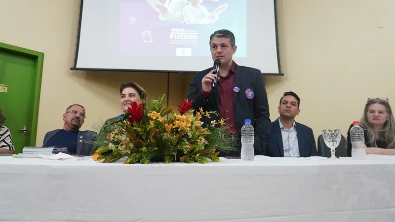Ministra das Mulheres participa de certificação de alunas do IFRO e destaca ampliação de oportunidades para mulheres na ciência e tecnologia