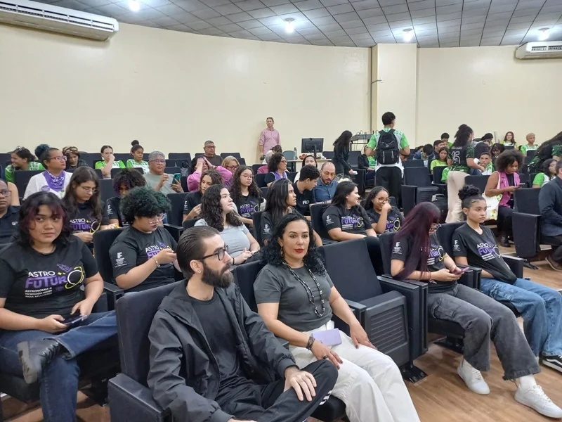 Ministra das Mulheres participa de certificação de alunas do IFRO e destaca ampliação de oportunidades para mulheres na ciência e tecnologia