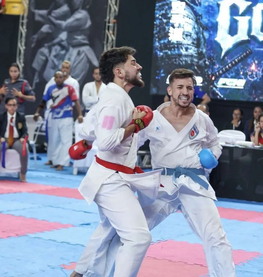 Atletas de São Miguel do Guaporé garantem vagas no Pan e no Mundial de Karatê