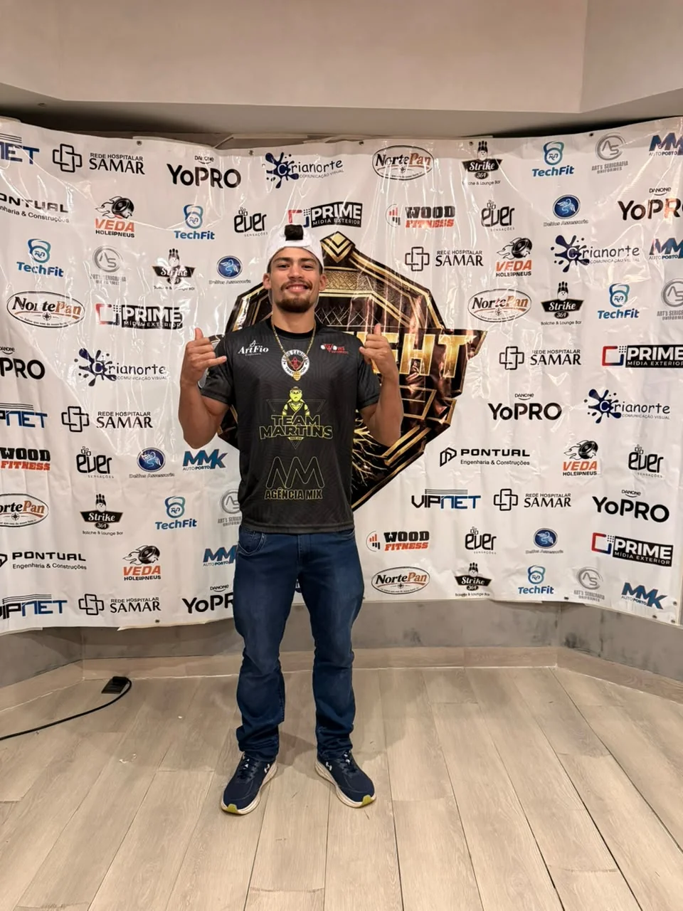 RYLKSLON MAIA BRILHA NO OCTÓGONO: Atleta de Rolim de Moura vence por nocaute técnico no OCA Fight Combat 3, ASSISTA
