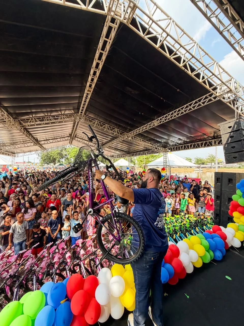 Estação da Alegria reúne cerca de 5 mil pessoas em festa de Dia das Crianças em Ji-Paraná