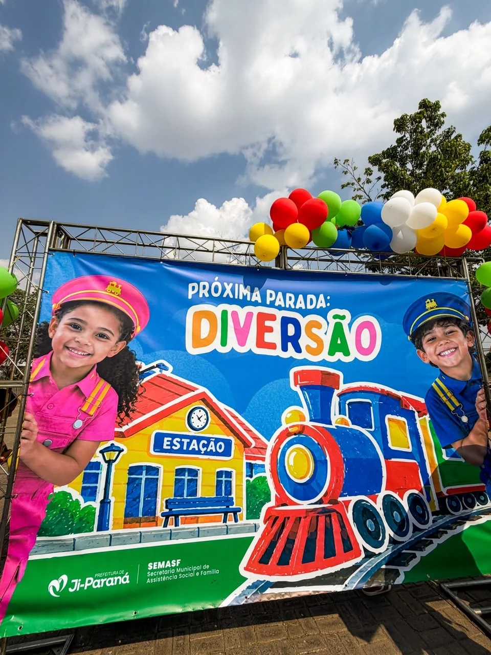 Estação da Alegria reúne cerca de 5 mil pessoas em festa de Dia das Crianças em Ji-Paraná