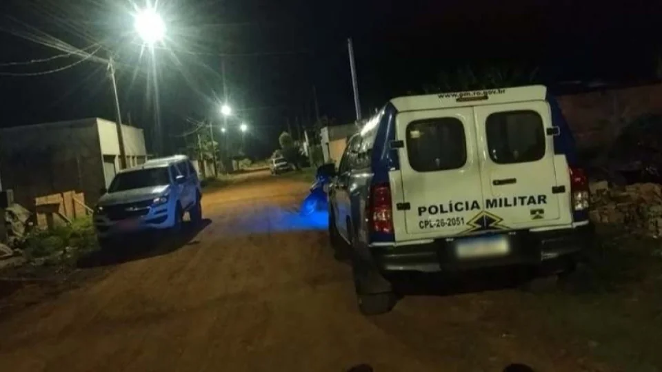 Homem de 36 anos é morto a tiros ao ter residência invadida por criminosos