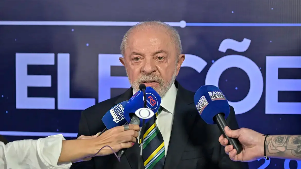 TSE: Lula autoriza quebra de sigilo bancário se Flávio fizer o mesmo