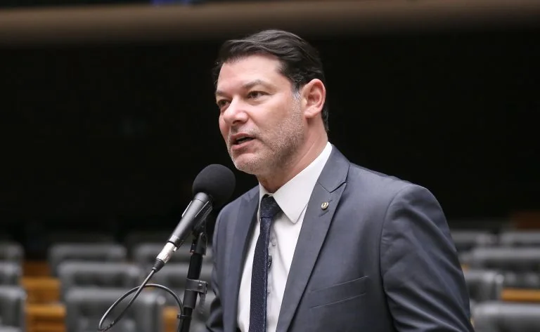 Projeto cria programa nacional para fortalecer a pesca artesanal continental