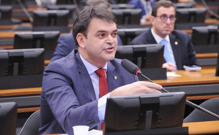 Projeto cria Tarifa Social de Energia Elétrica com descontos calculados por região