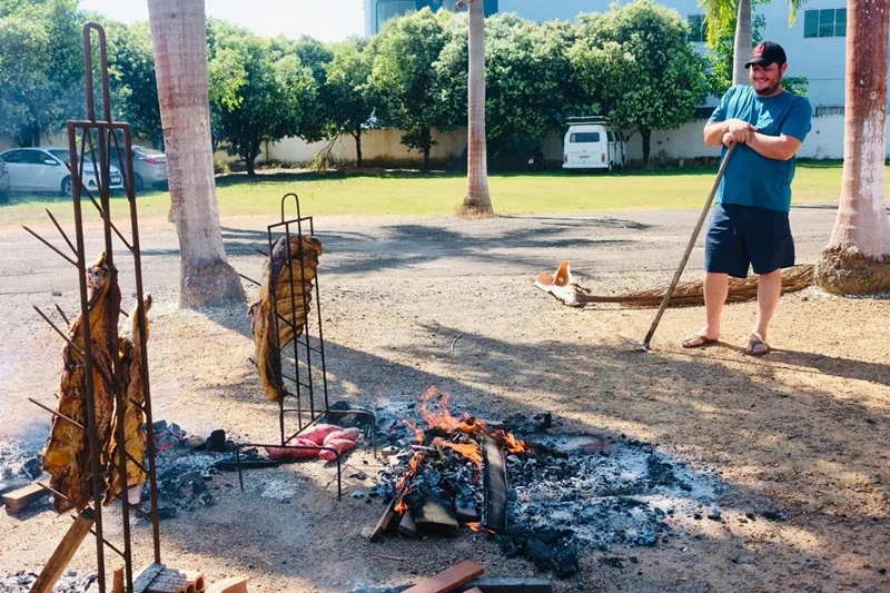 Campus Ariquemes realiza 1º Costelão para integração entre servidores