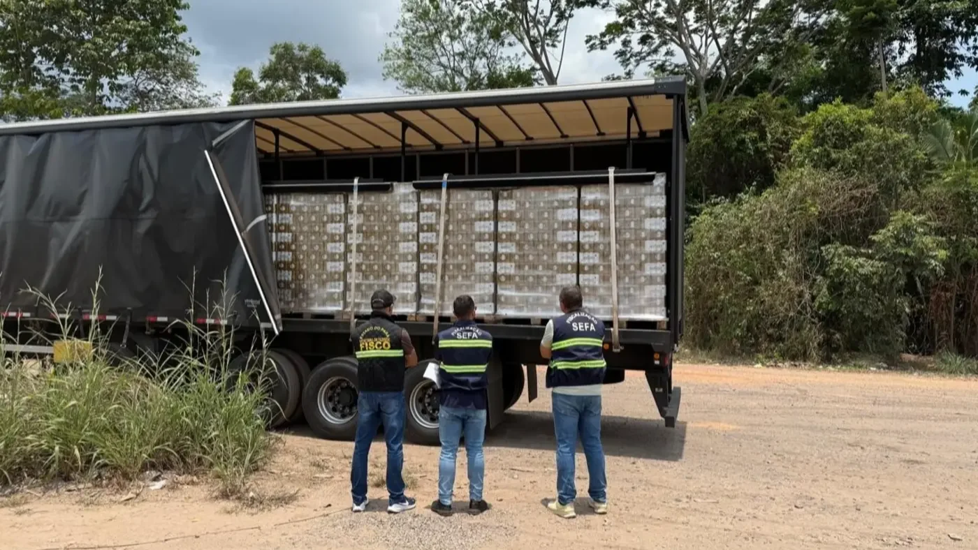 Fiscais apreendem três cargas de cerveja avaliadas em mais de um milhão de reais