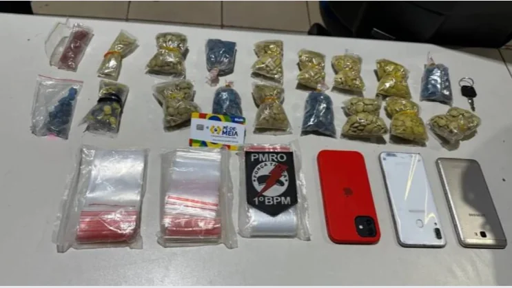 Adolescentes são apreendidos com motocicleta roubada e droga sintética avaliada em R$ 40 mil em Porto Velho